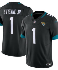 Men's Jacksonville Jaguars Travis Etienne Black Vapor F.U.S.E. Limited Jersey JS3872 nicesnker