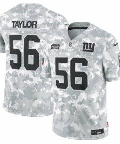 Men's New York Giants Lawrence Taylor Arctic Camo 2024 Salute to Service Retired Player Limited Jersey JS4196 nicesnker