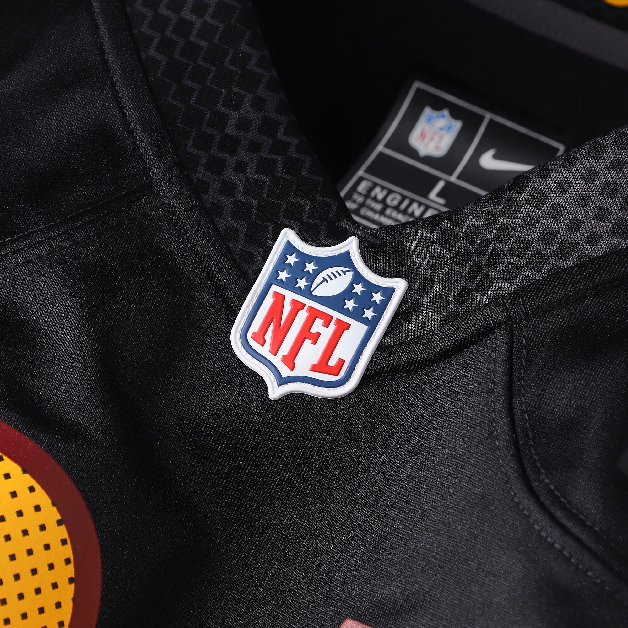 Men's Washington Commanders Montez Sweat Black Alternate Game Player Jersey JS7525 nicesnker - Image 4